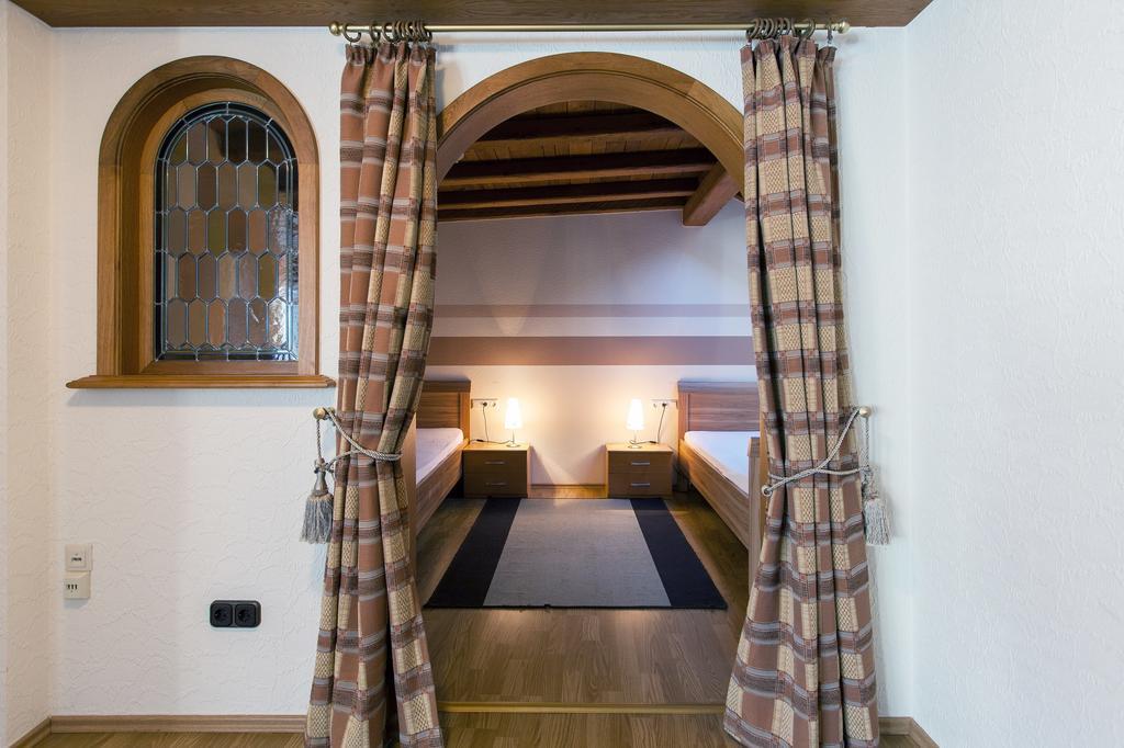Hotel & Restaurant Krone Kestert Eksteriør bilde