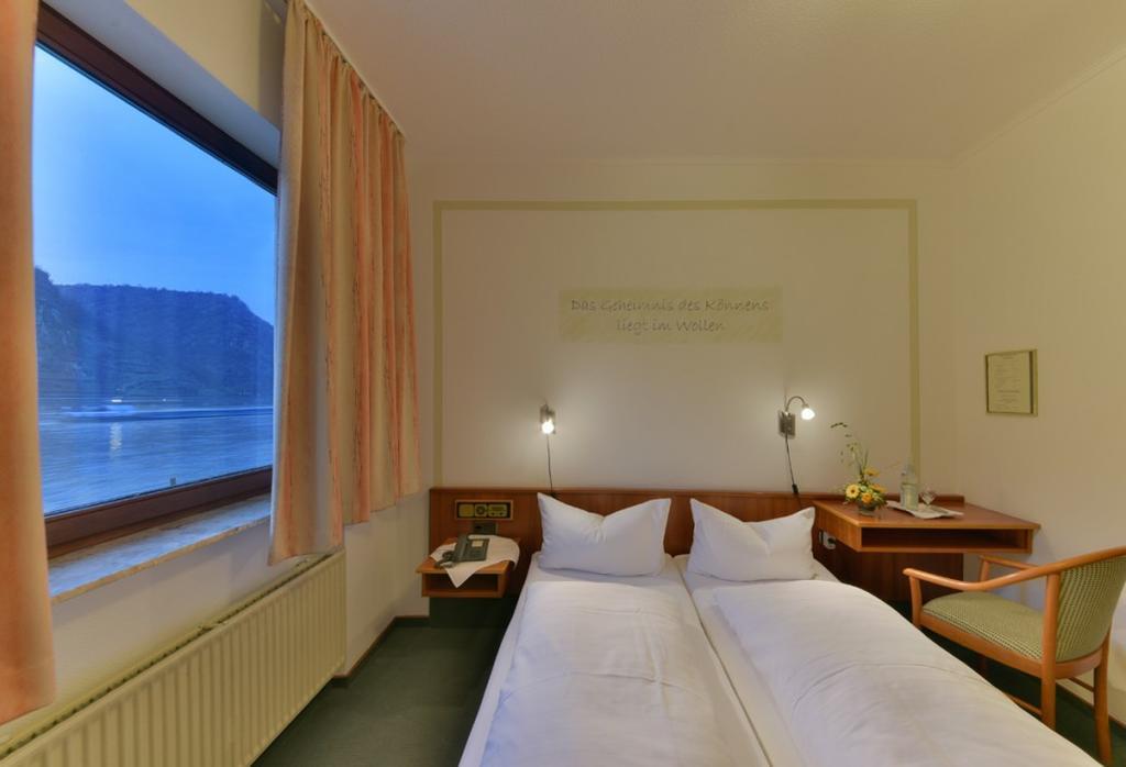 Hotel & Restaurant Krone Kestert Eksteriør bilde